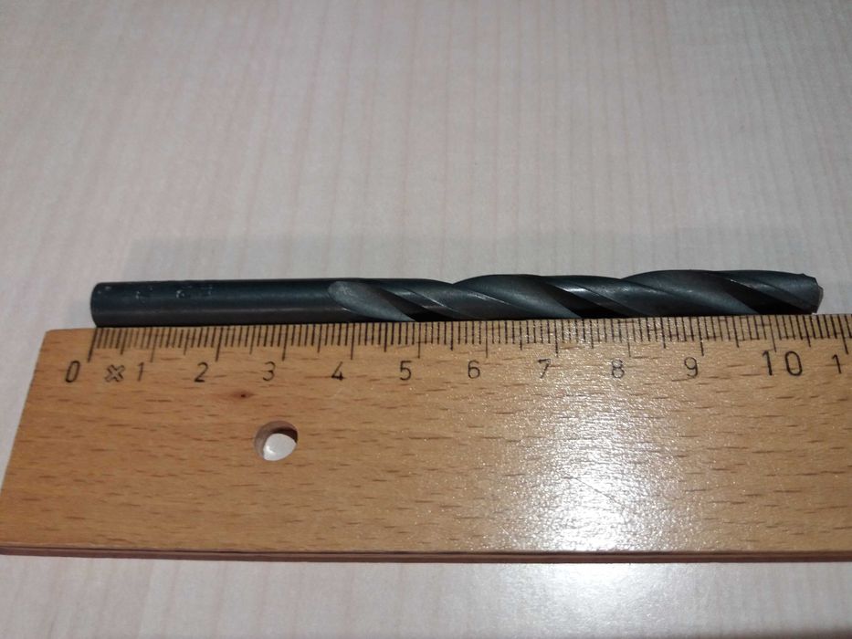 Заклёпки USAG (Италия). Свёрла по металлу 4,0 / 7,5 мм.