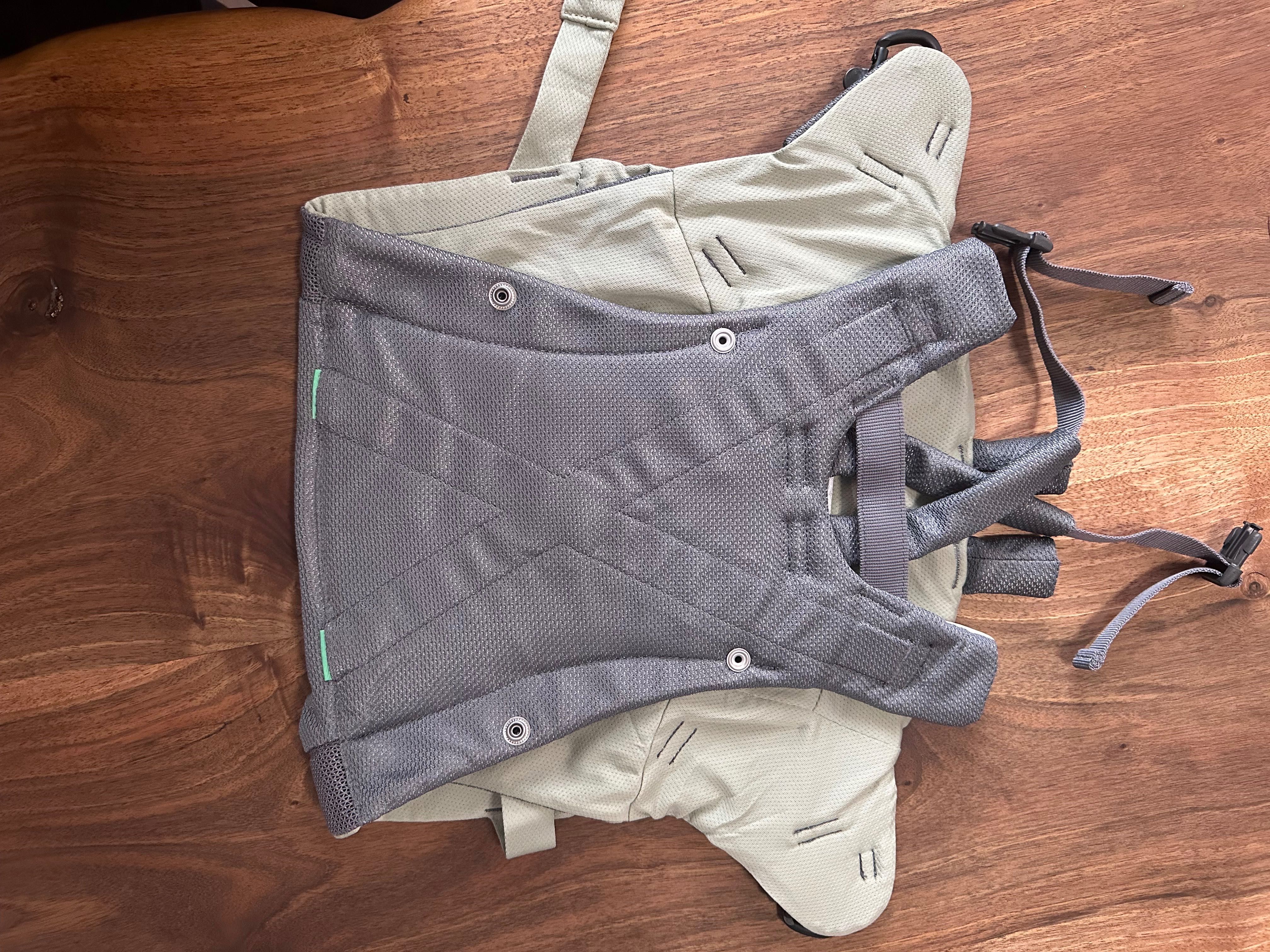Stokke MyCarrier ергономична раница , кенгуро за предно и задно носене