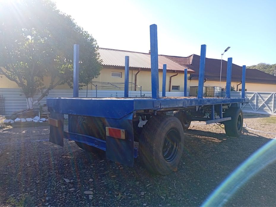 Remorca forestiera