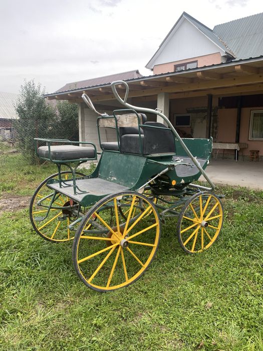 Trăsură cu 4 roți