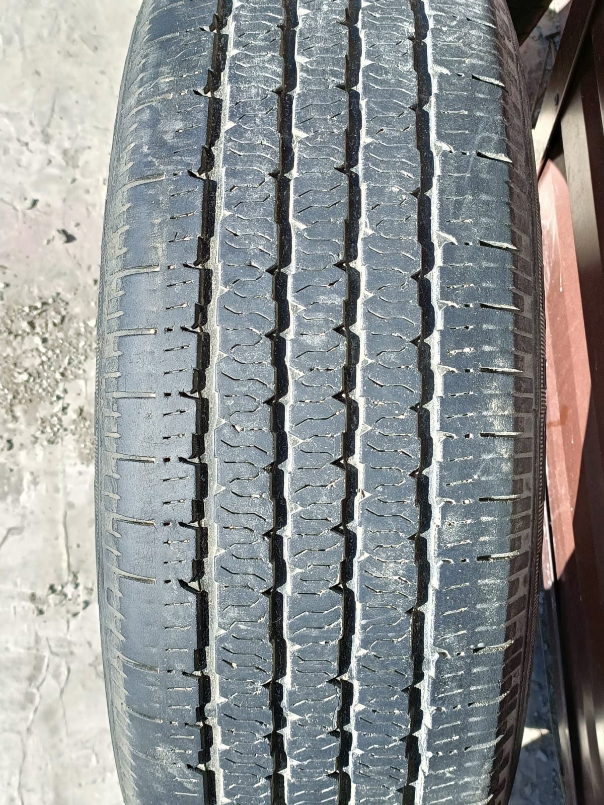 Продам 2 летние шины RADIAL
Продам 2 летние шины RADIAL 235/60 R17 цен