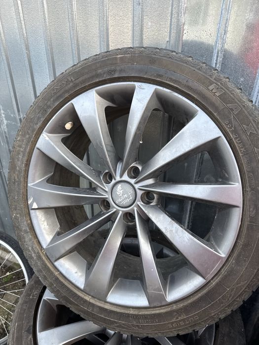 Jante Tesla R19 impecabile