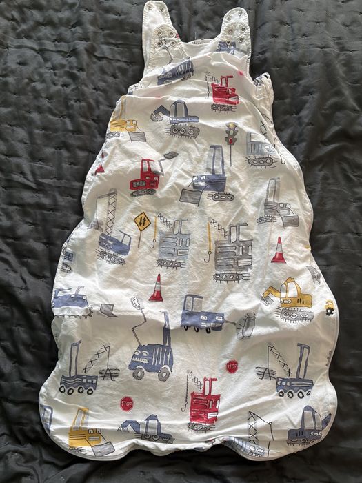 Зимни дрехи космонавти и чувалчета