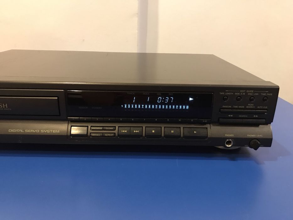 CD Player Technics SL-PG460A