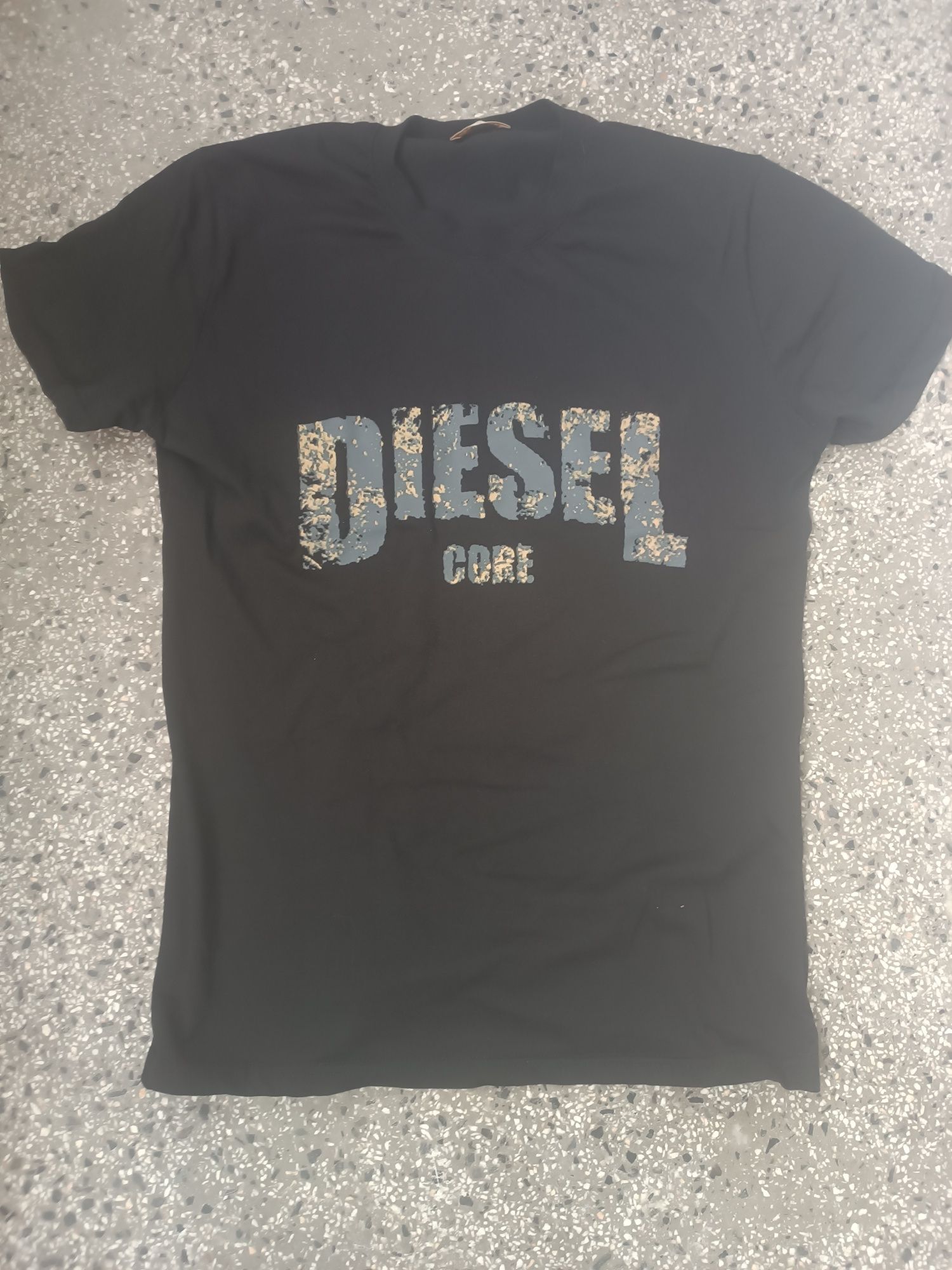 Diesel тениска м размер