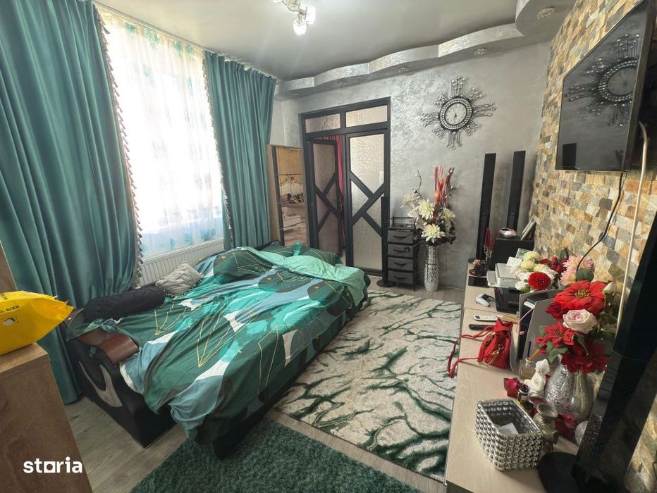 Apartament 2 camere, 42 mp , Central , zona Cimpia Islaz