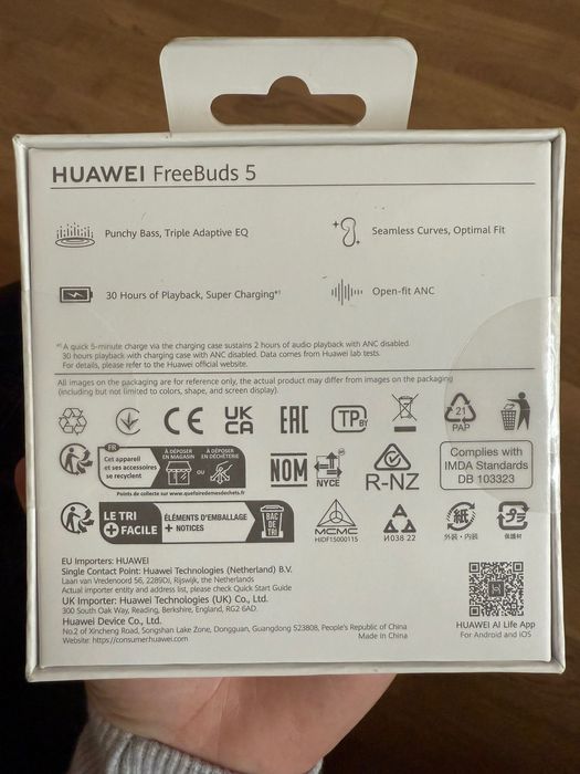 Huawei FreeBuds 5- NOI, sigilate!