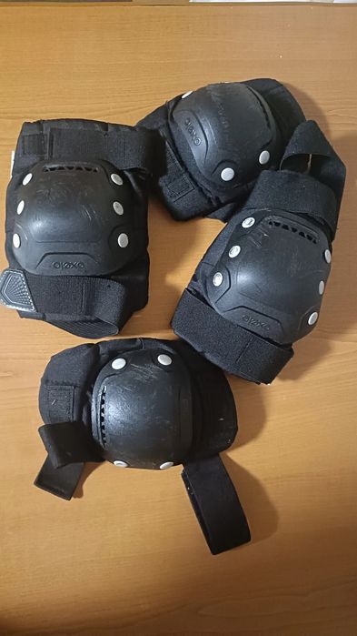 Role,genunchiere și cotiere