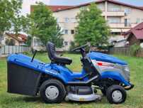 Vând tractor de tuns gazonul