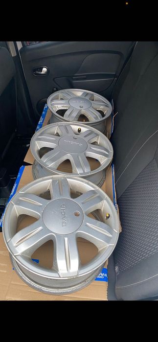 Vând jante R15 aliaj pentru Dacia