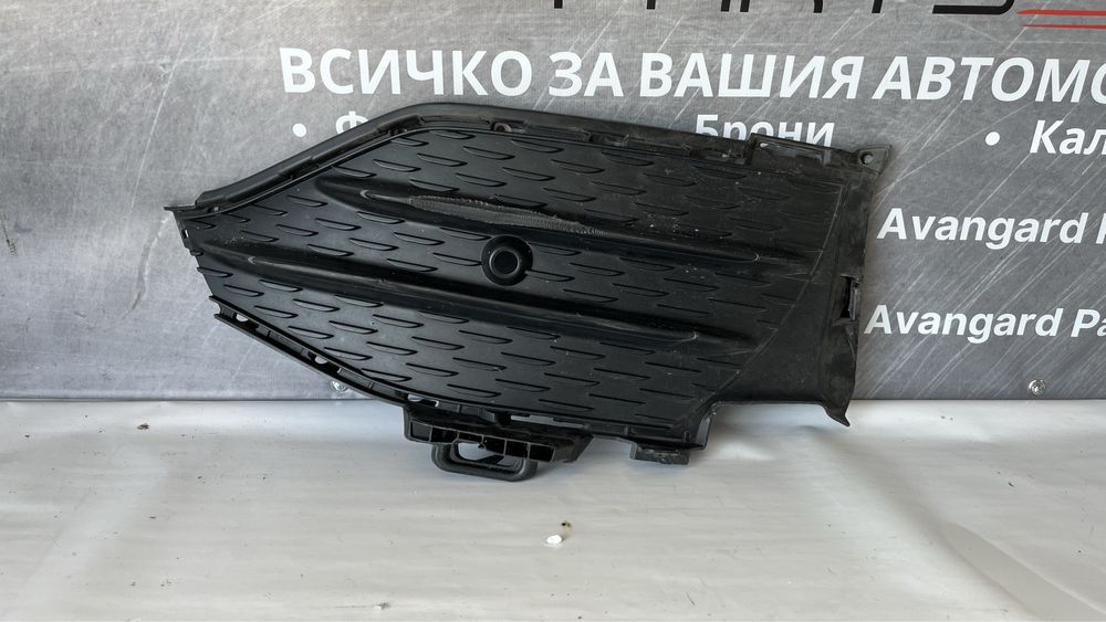 Дясна решетка на предна броня BMW 5 G30/G31 (2016-2020)