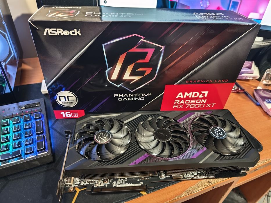 ASRock RX 7800 XT Phantom Gaming 16GB OC