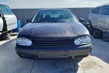 Dezmembrez Volkswagen VW Golf 4 [1997 - 2006] Hatchback 5-usi 1.4 MT