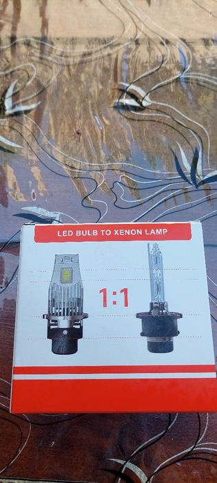 Vând becuri led D2S