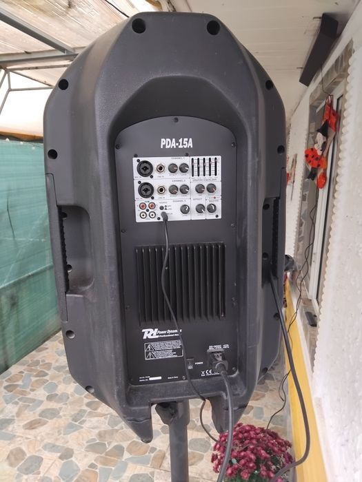 Vand Boxa Activa cu suport inclus