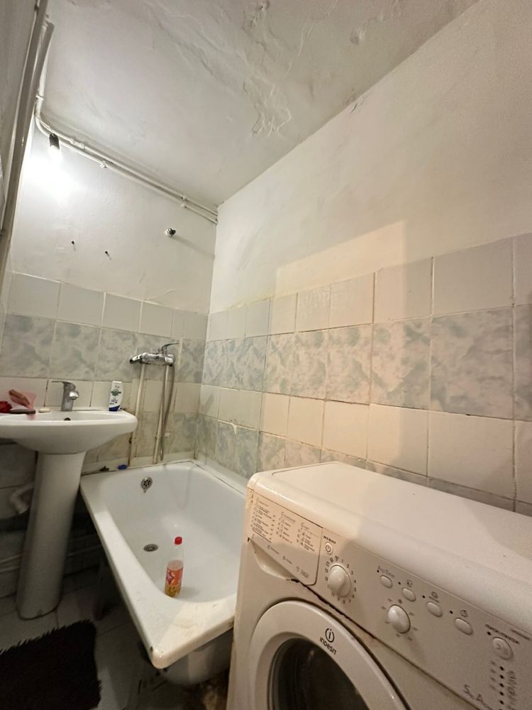 Продается 1 комн.ОКТ пл 42 кв.м , 2 этаж