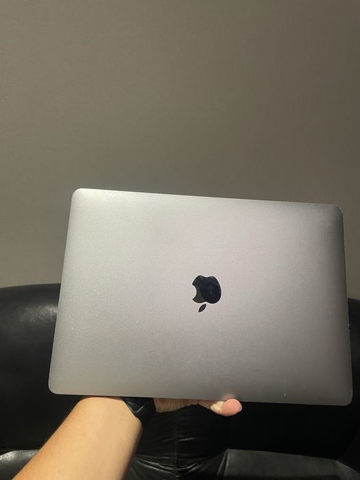 Macbook pro 2020 1 tb i 5