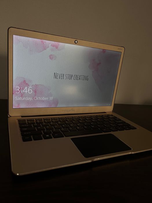 Laptop Myria my 3850