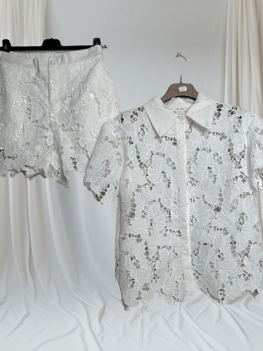 Нови дантелени сетове.