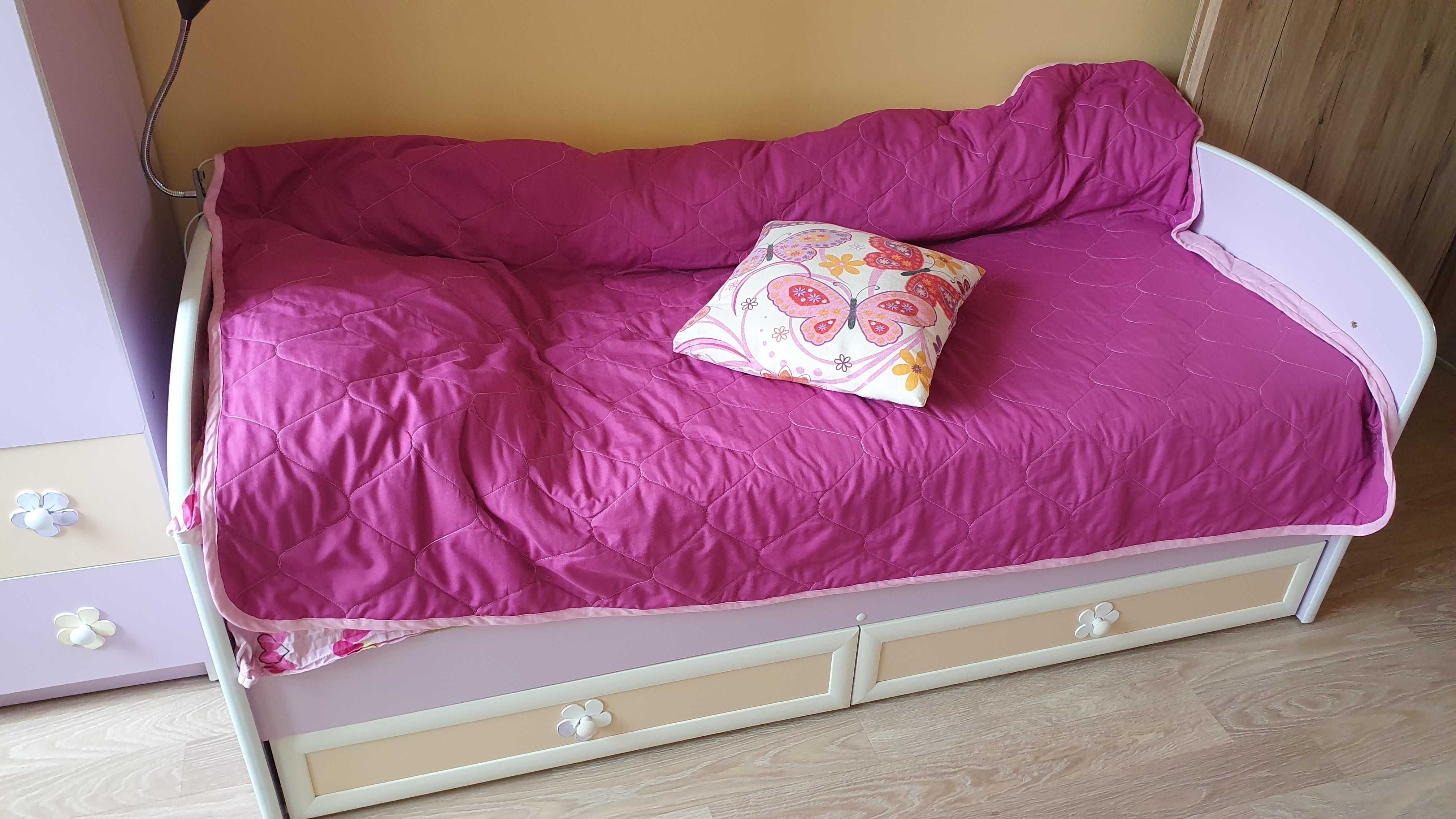 Комплект трансформиращо бебешко легло с гардероб, скрин и матраци