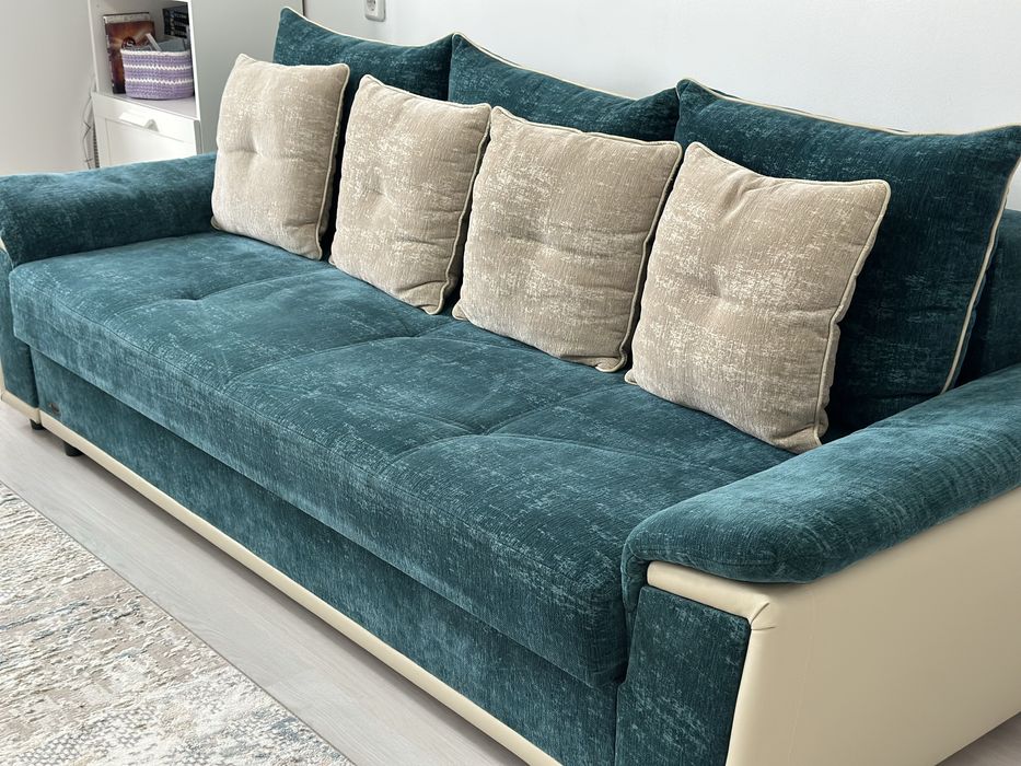 продается диван в хорошем состояние