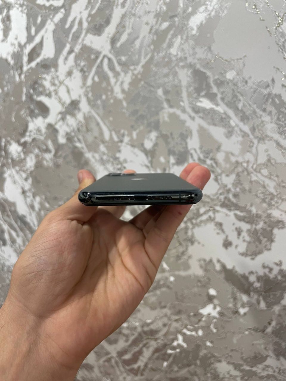 iPhone 11 Pro 64Gb в идеальном состоянии