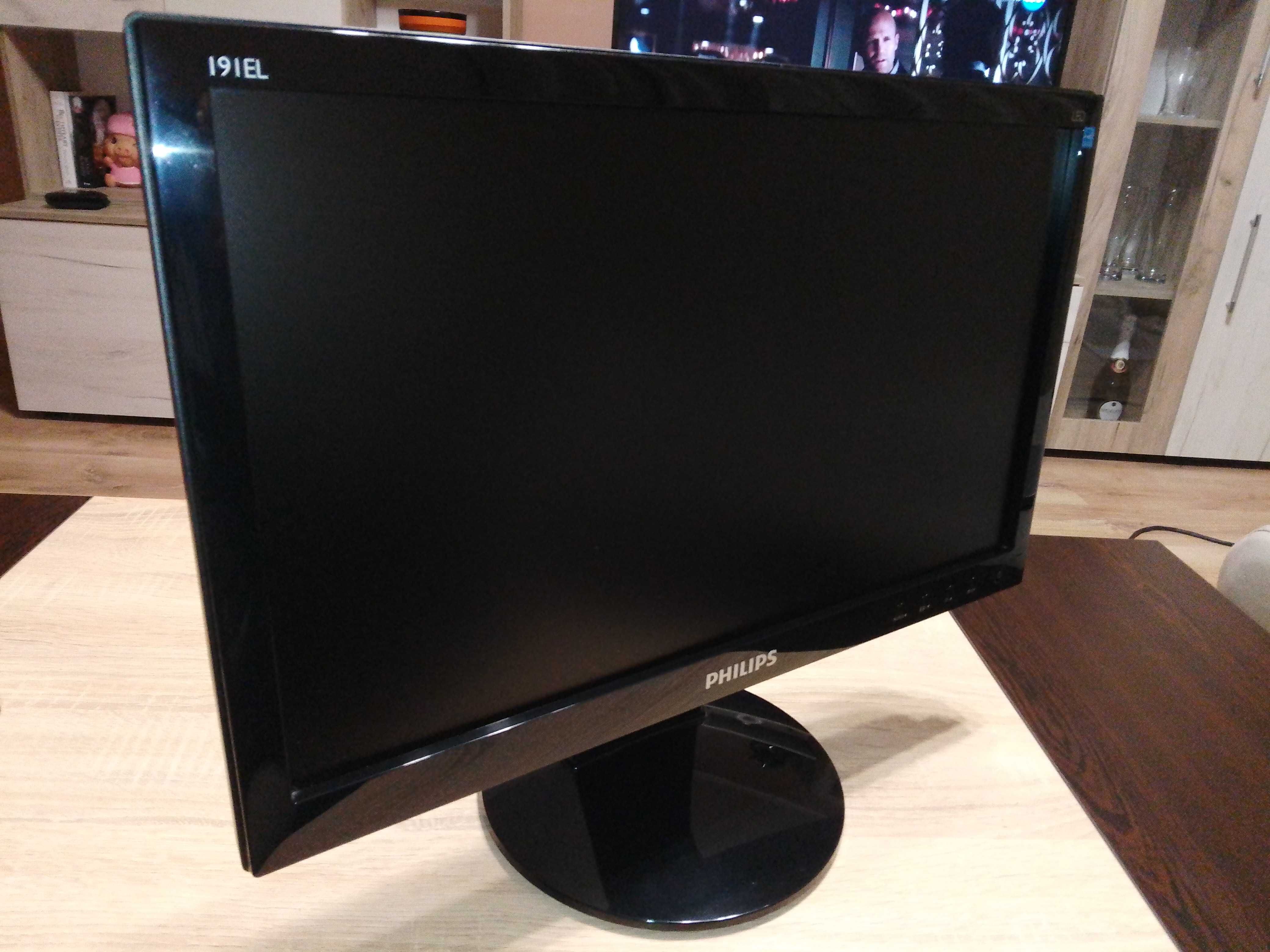 LED монитор Philips 19"