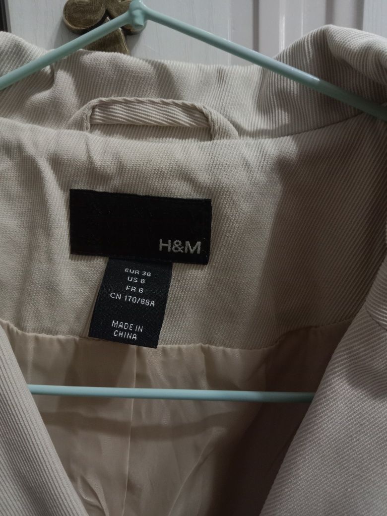 Новый костюм от H&M