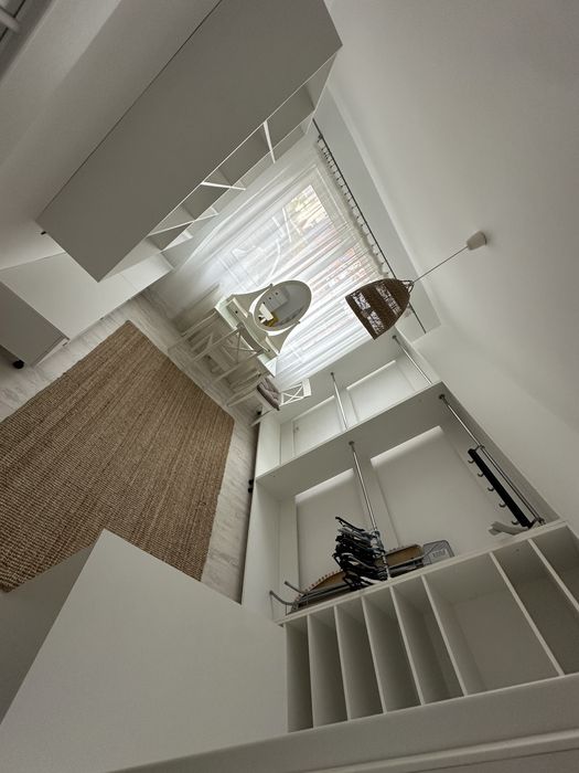 Apartament 3 camere + gradina 165 mp cu piscina + 2 parcari private