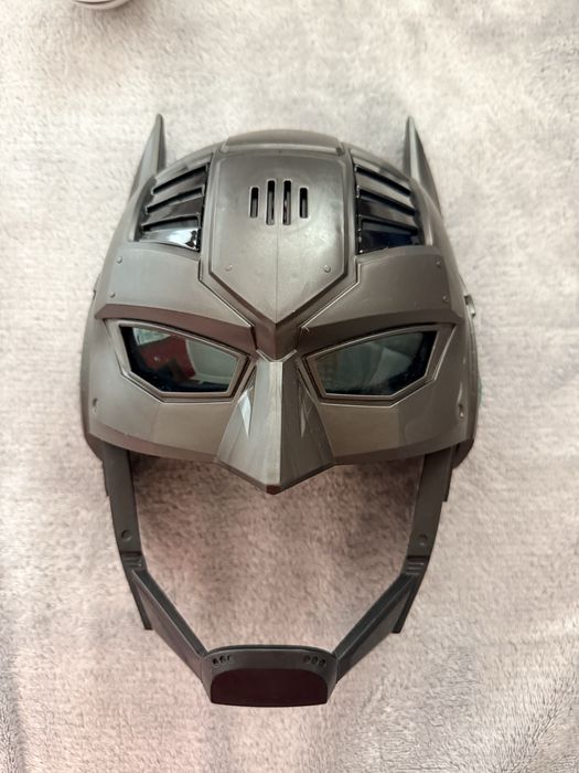 Официално лицензираната DC Armor-Батман маска
