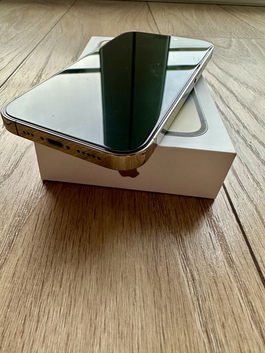 Iphone 14 pro impecabil