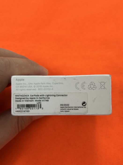 Наушник для Айфона оригнал