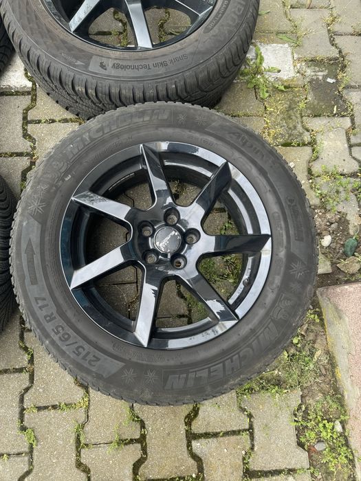4 jante alu cu anvelope iarna tiguan 2016-2022 215/65/17 dot 2020