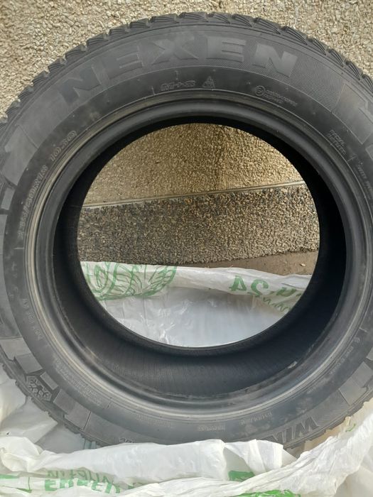 Продам зимние покрышки