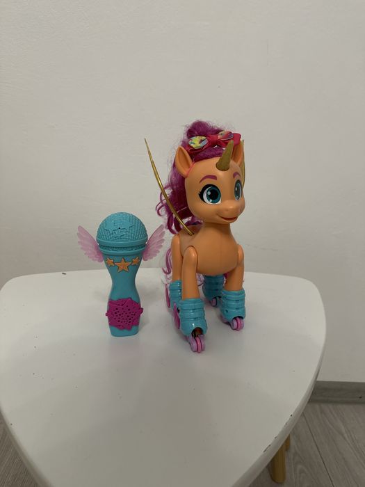 Figurina interactiva My Little Pony - Sing and skate, Sunny