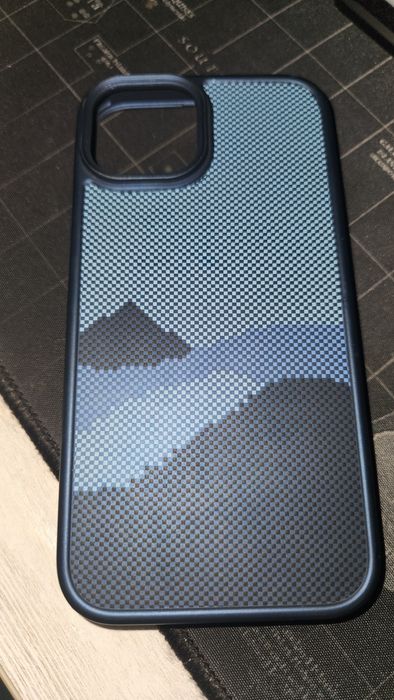 Чехол на Iphone 13