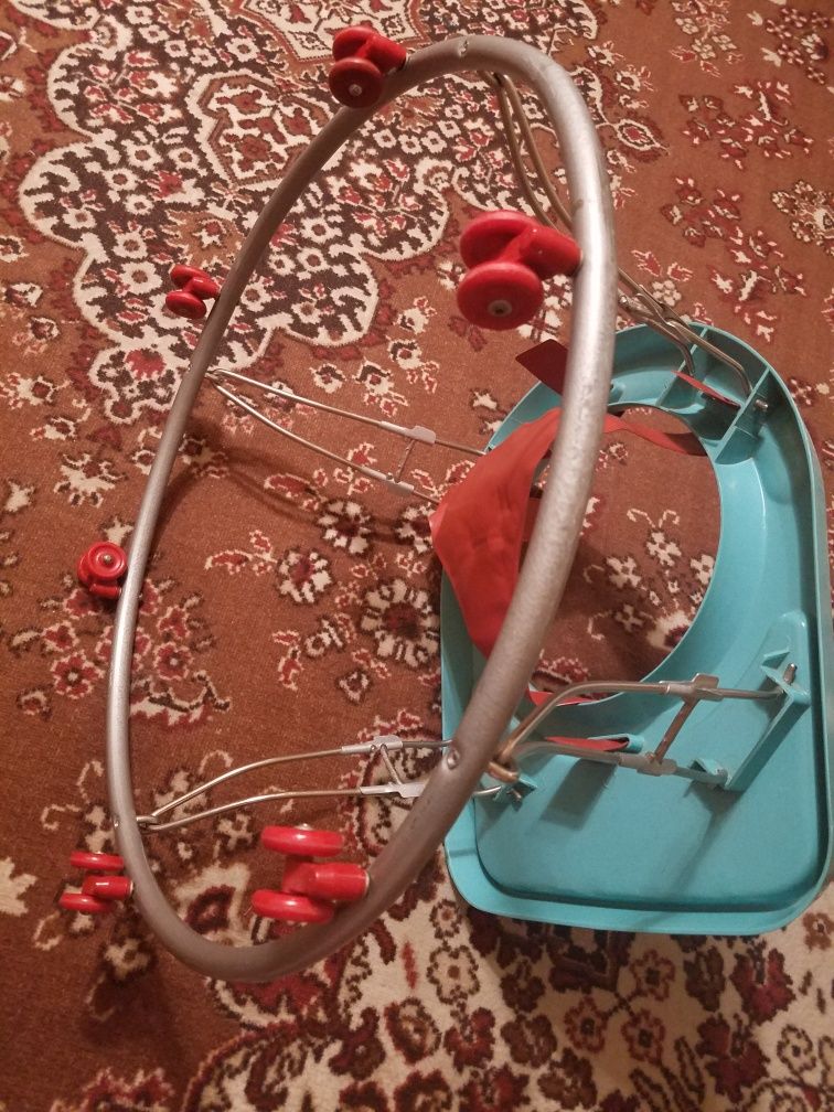 Ходунки для ребенка
