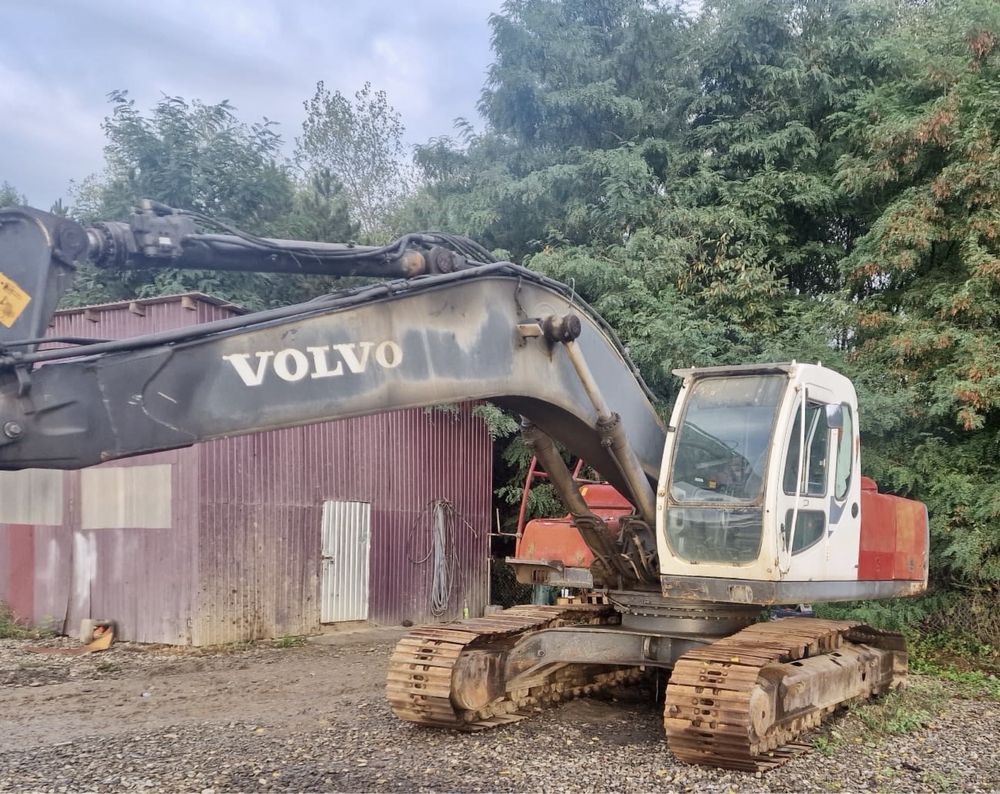 Vând excavator Volvo