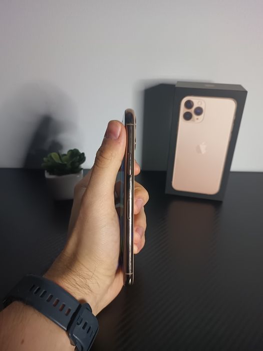 iPhone 11 Pro, Gold - Ca Nou!