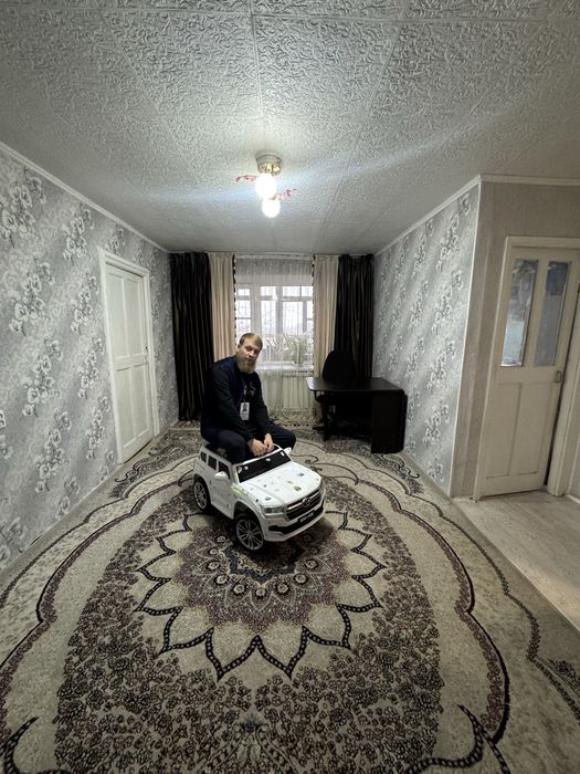 3 комнатная квартира по пр. Республики, теплый дом