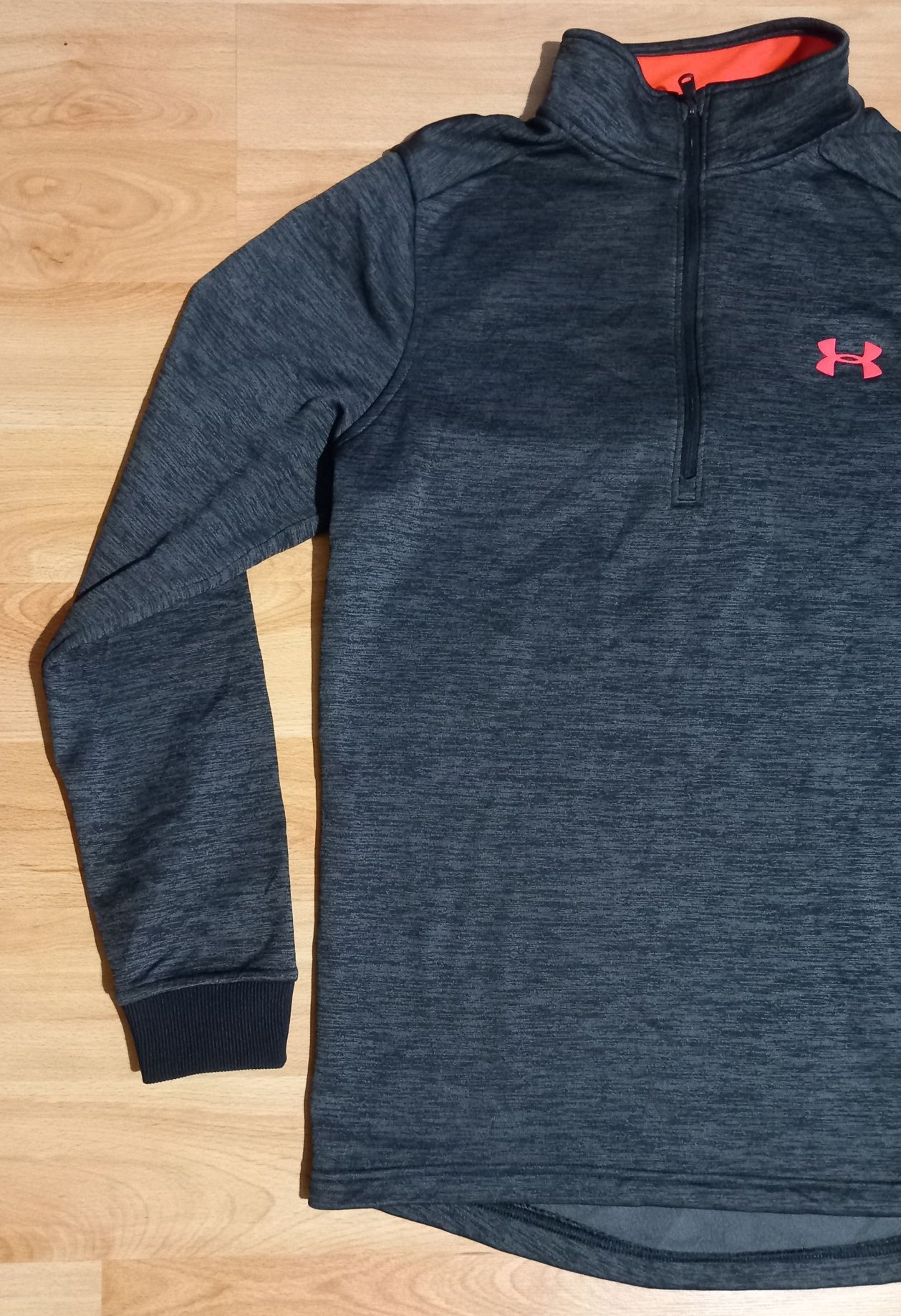 Дамско горнище Under Armour размер SM/P/CH