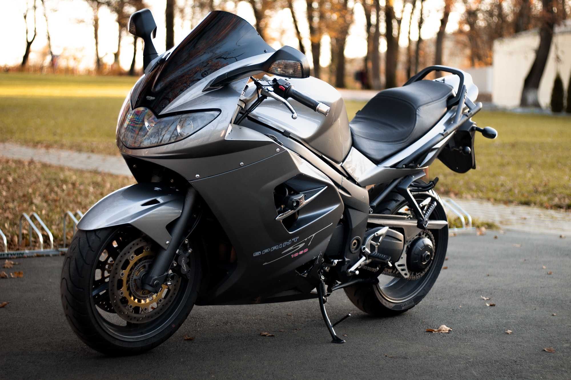 Triumph Sprint ST 1050 ABS 2009