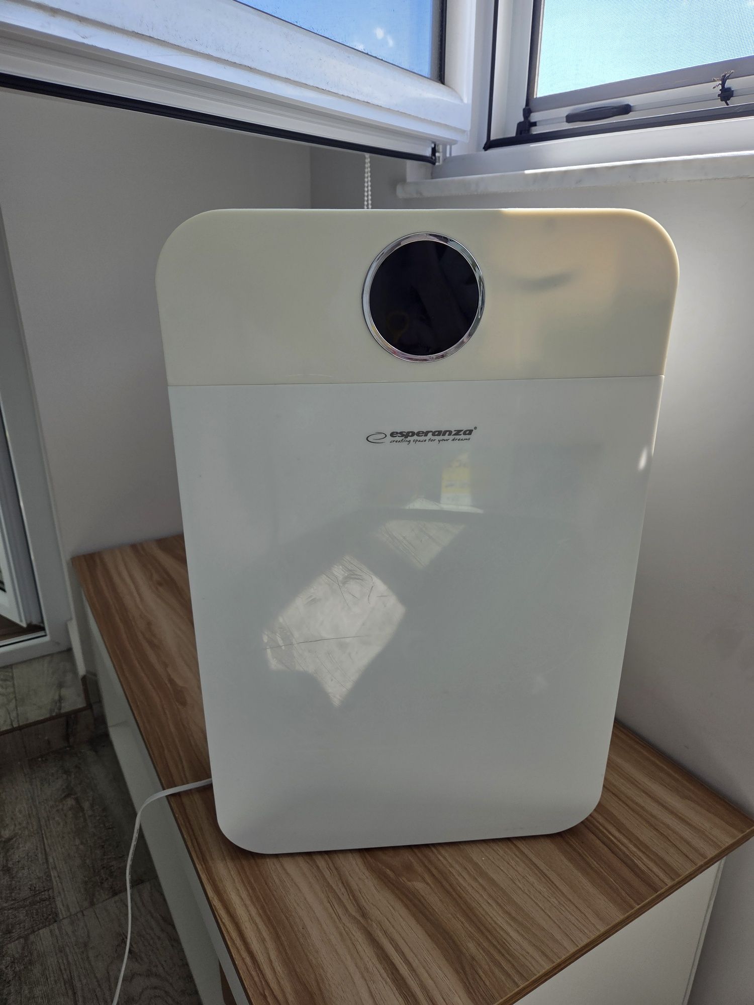 Пречиствател за въздух Esperanza EHP002 Zephyr + Йонизатор