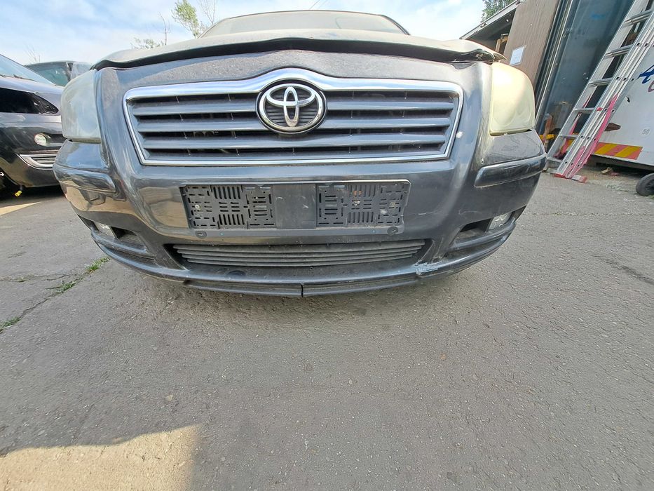 Dezmembrez Toyota Avensis 2 2.0 d 85kw 2008