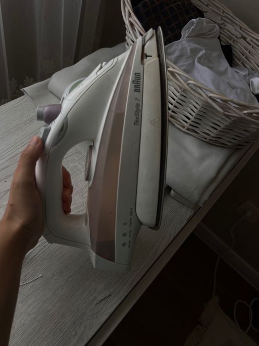 Утюг Braun в хорошем состоянии