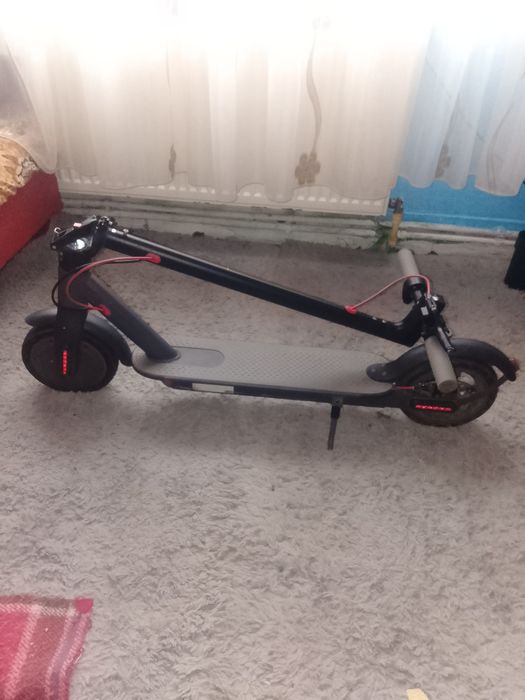 Trotinetă electrică