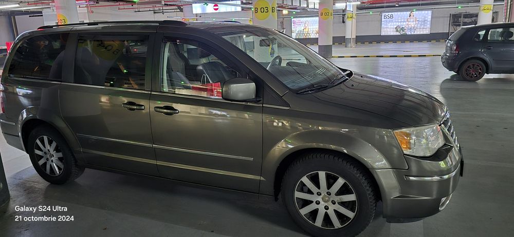 Chrysler Voyager 7 locuri (sharan)VARIANTE!