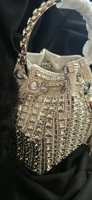 Сумочка вечерняя