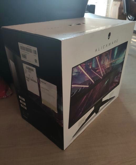 Продавам геймърски монитор - Dell Alienware AW2518HF, 1ms, 240Hz