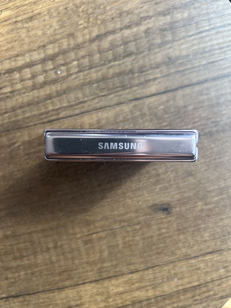 Samsung Galaxy Z Flip 5